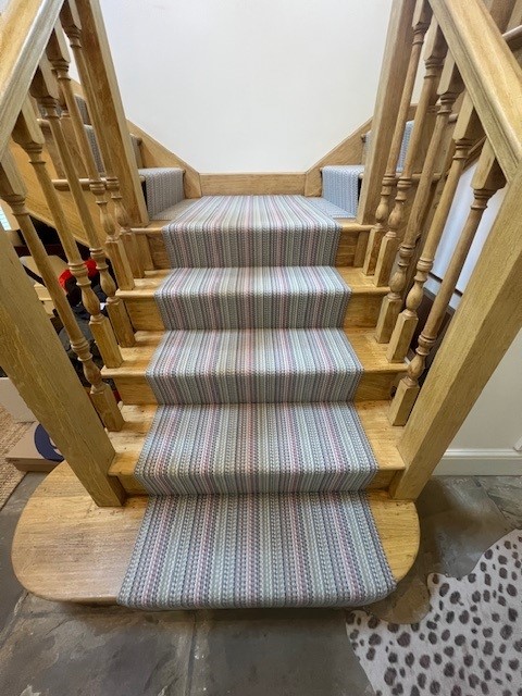 Roger Oates Venetian Flatweave stair runner straight up the oak staircase by Select Line